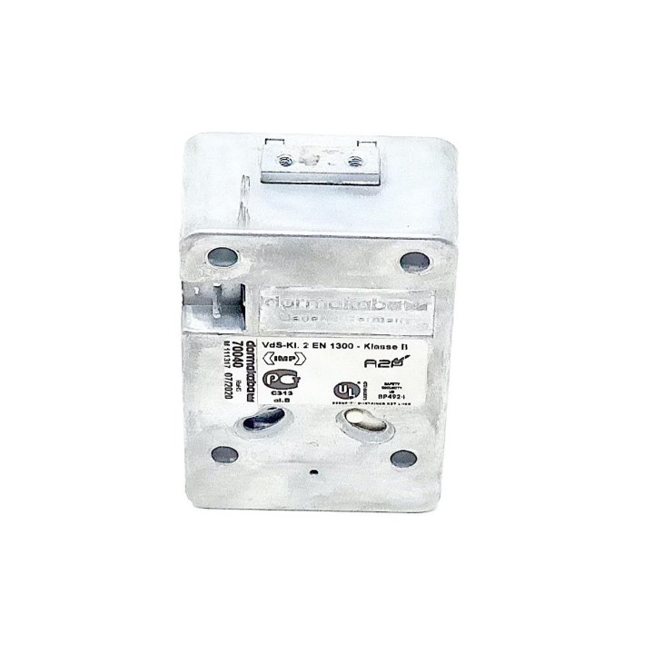 Mauer 70040